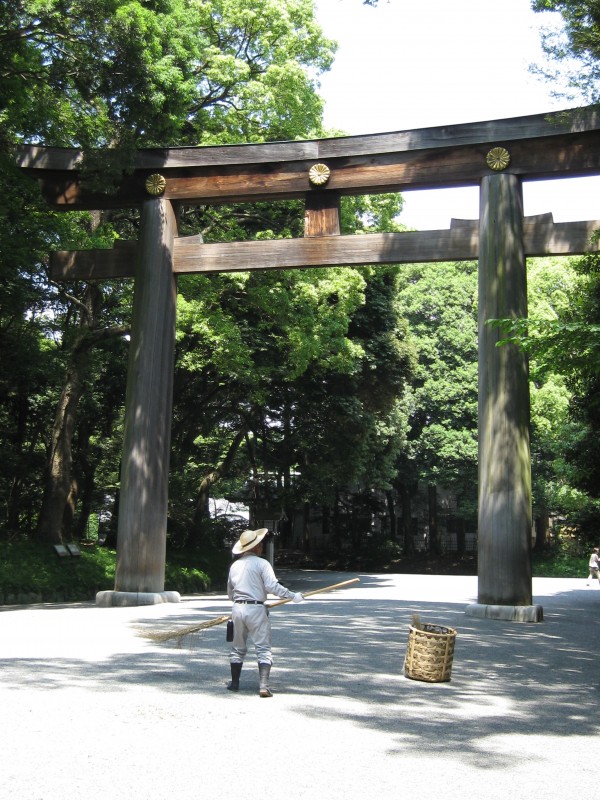The grand torii of Meiji Jingu, the largest of its style in Japan and rebuilt in 1975 with 'hinoki' wood from Taiwan.