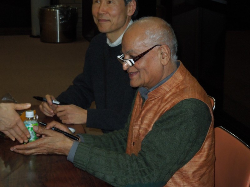 Satish Kumar at a talk in Kyoto