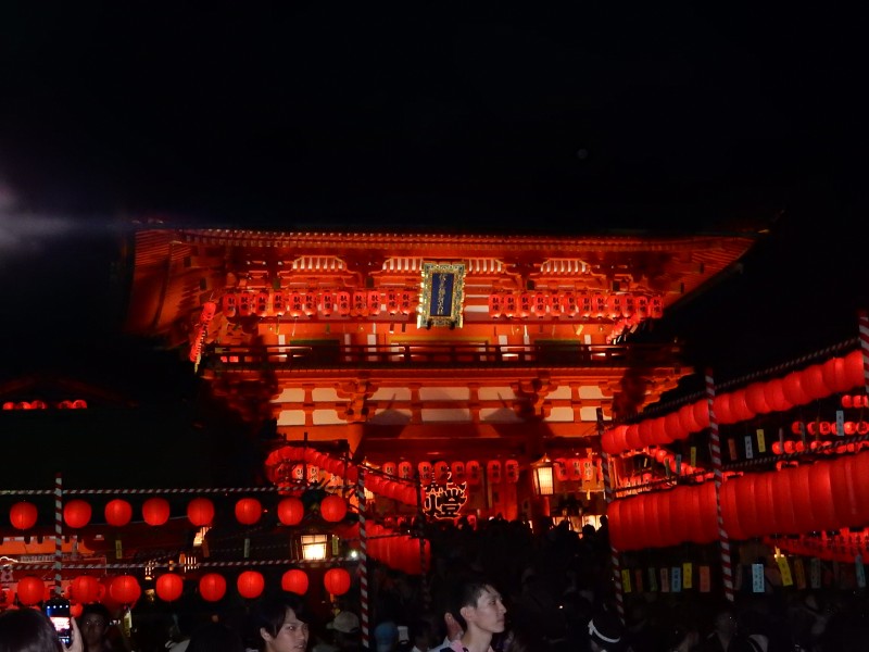 Fushimi Inari at night