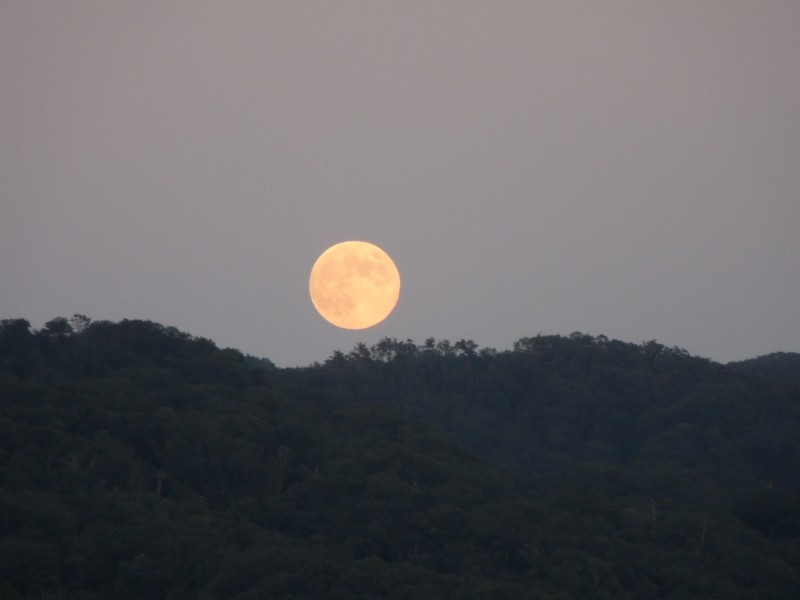 Moon rising over the Eastern Hills