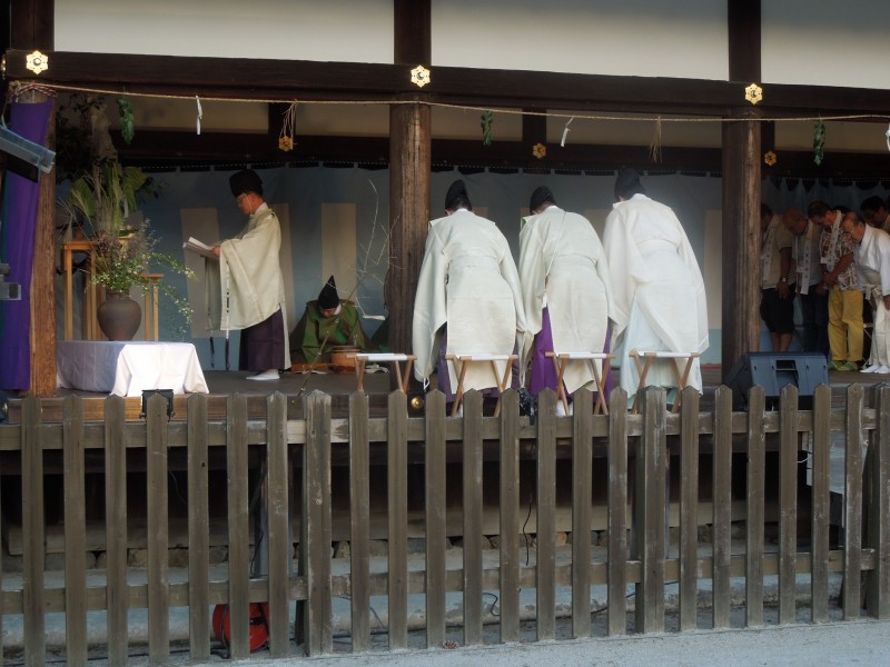 Norito being read during a ritual at Kamigamo Jinja