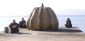 Naoshima pumpkin