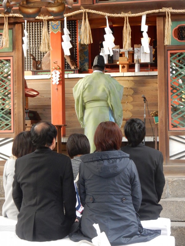 Ritual for a first shrine visit for a baby (Hatsumiyamairi) 