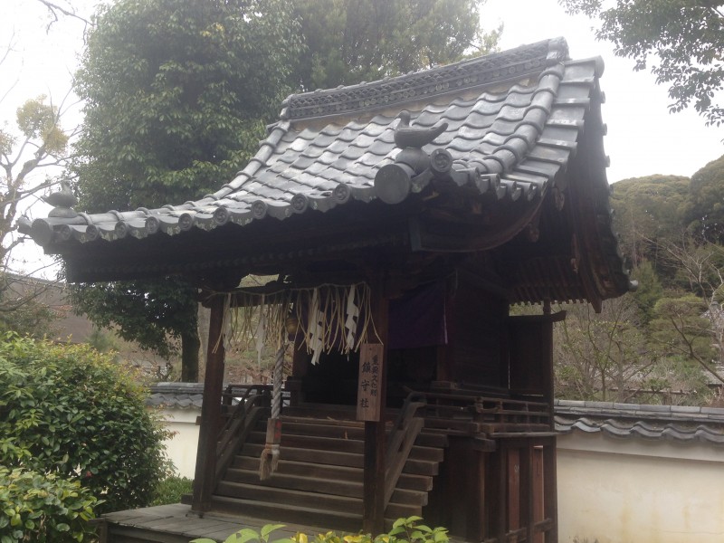 Hachiman-gu in Manpuku-ji
