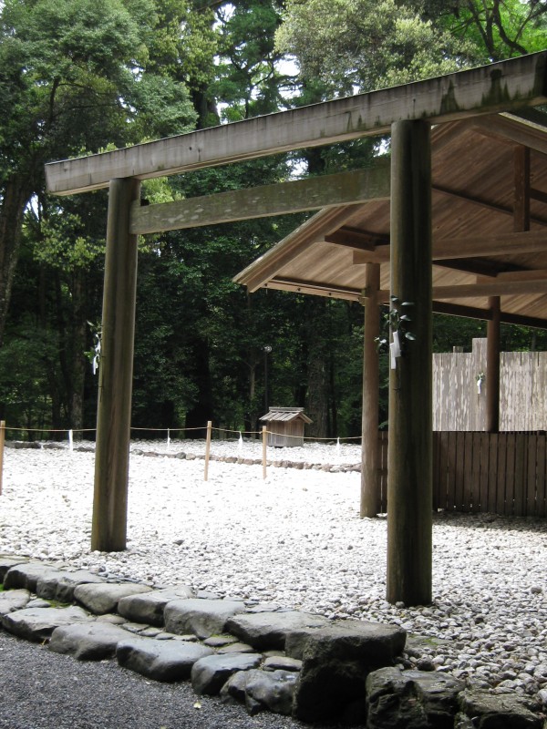 The grounds of Ise resemble the dry landscape of Zen gardens